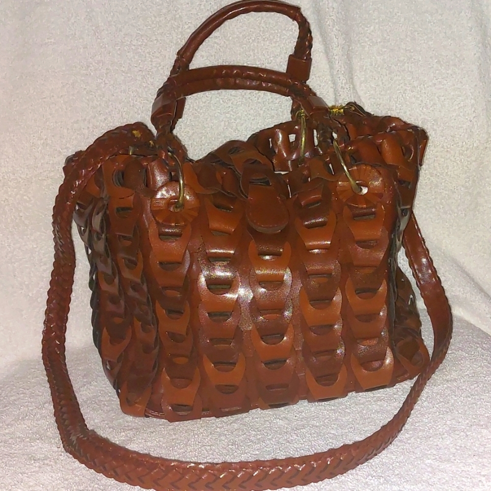 Faux Leather Chain Linked Style Bag.